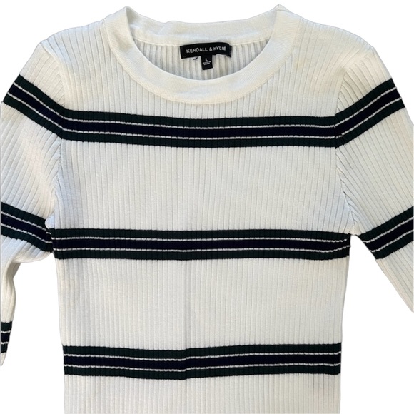 Like New Kendall & Kylie striped sweater - Picture 3 of 5